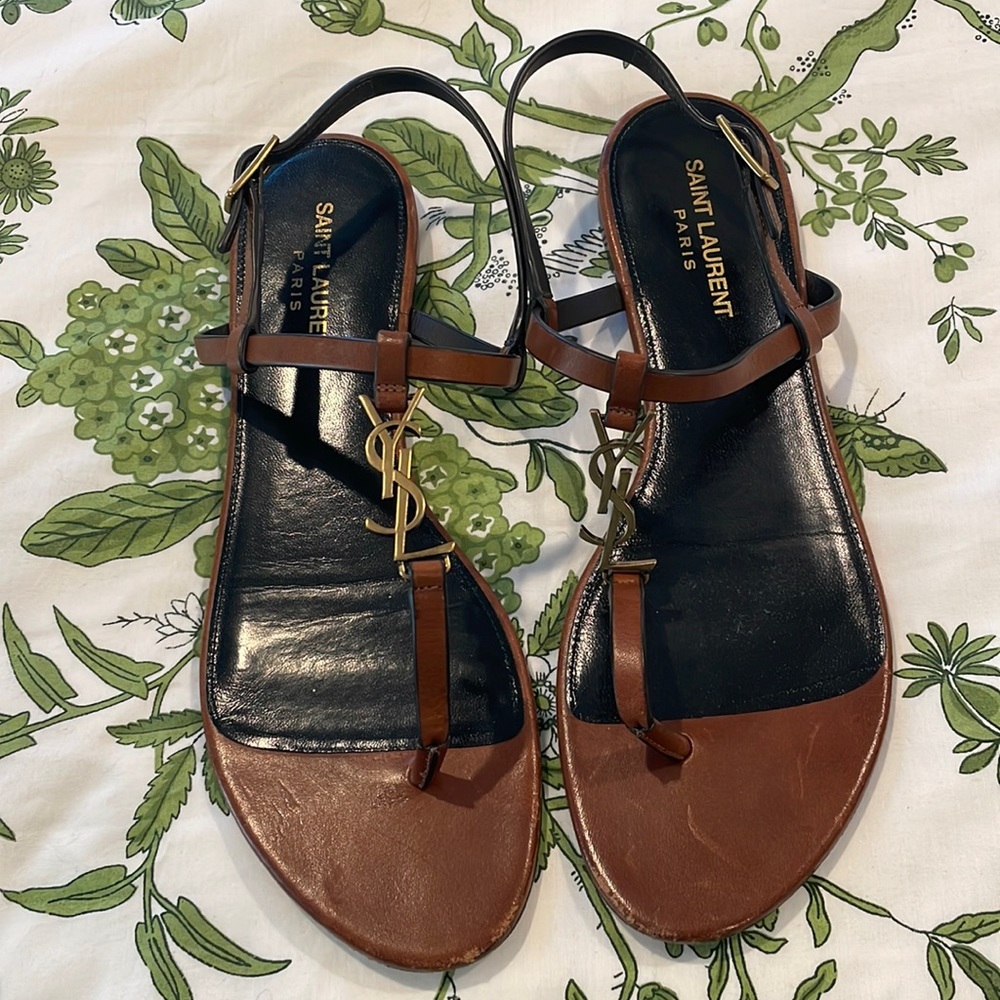 YSL flat sandals!